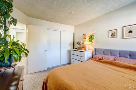 726 Orchard Street Santa Rosa CA 95404