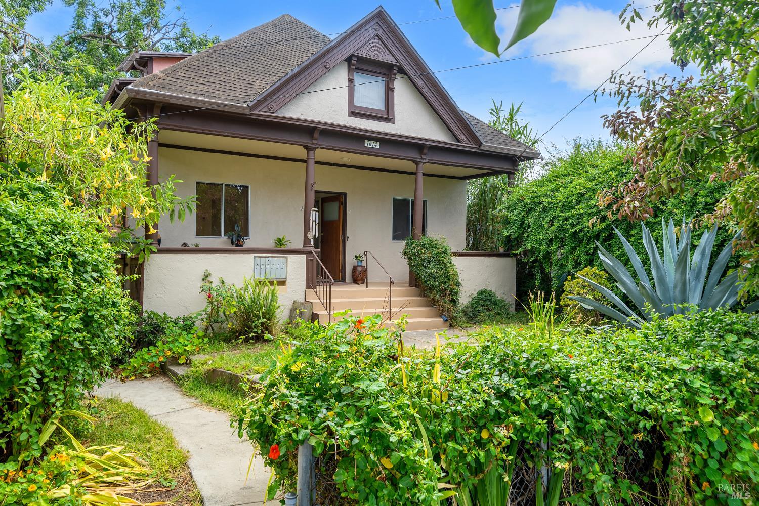 1614 Russell Street Berkeley CA 94703