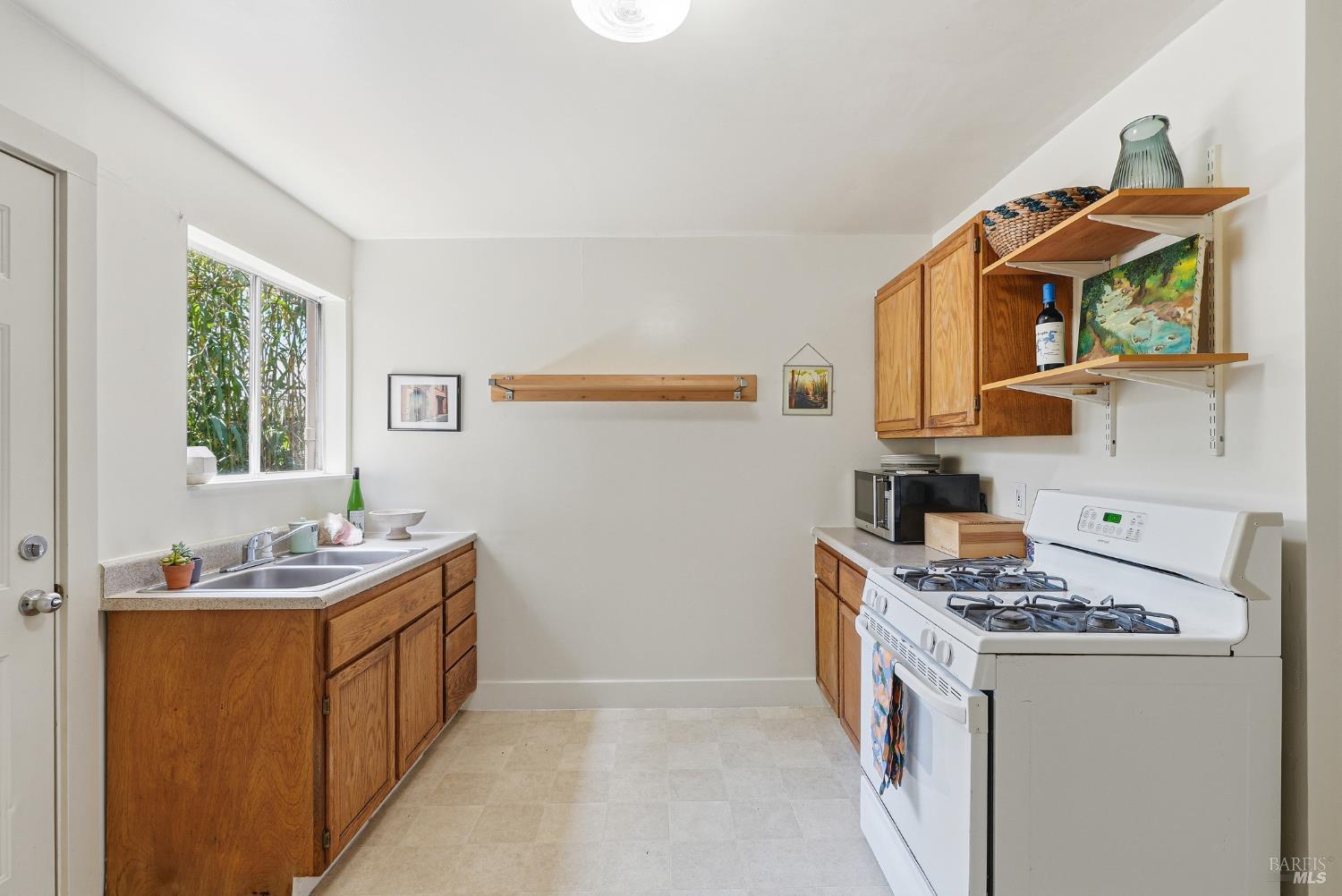 1614 Russell Street Berkeley CA 94703