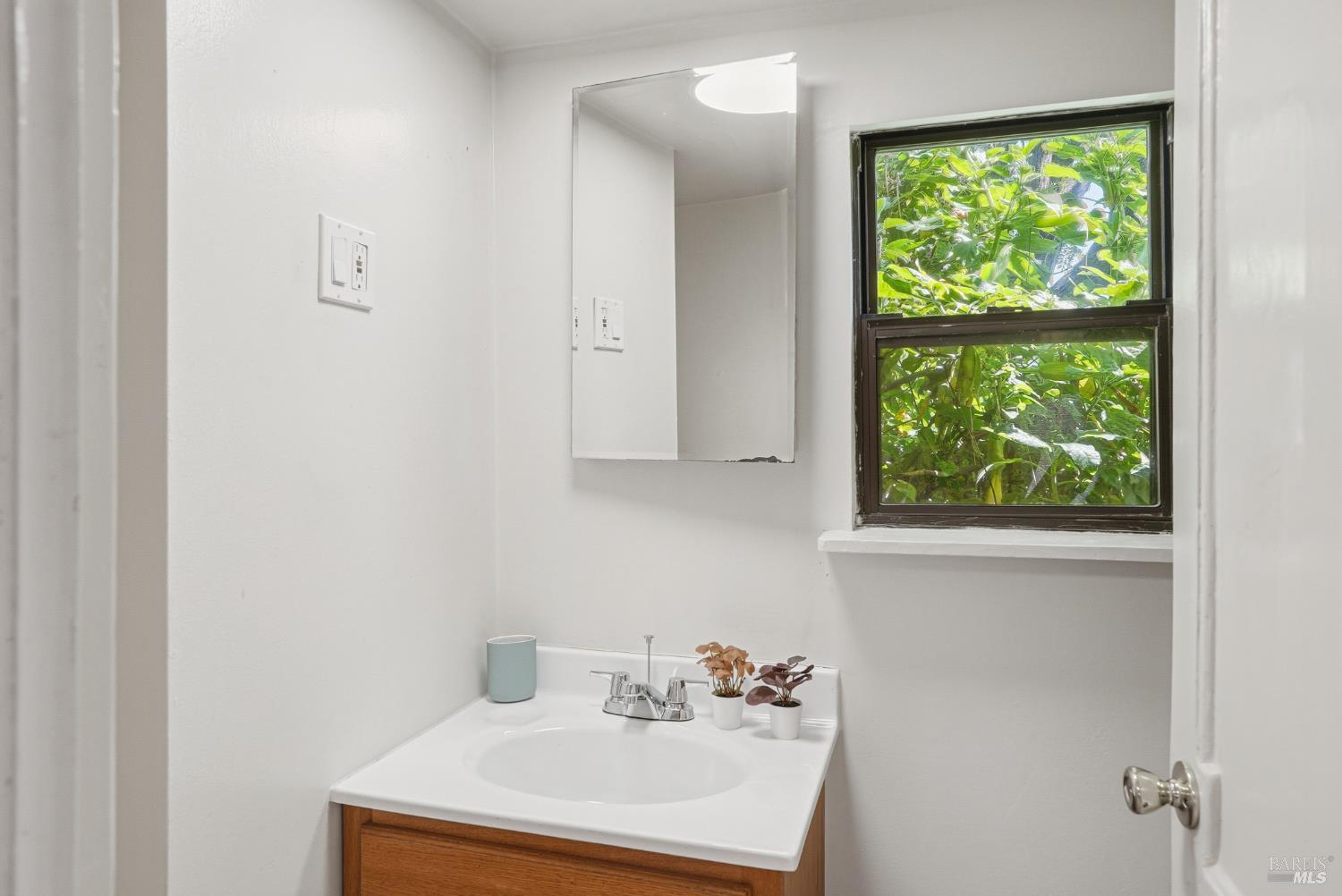 1614 Russell Street Berkeley CA 94703