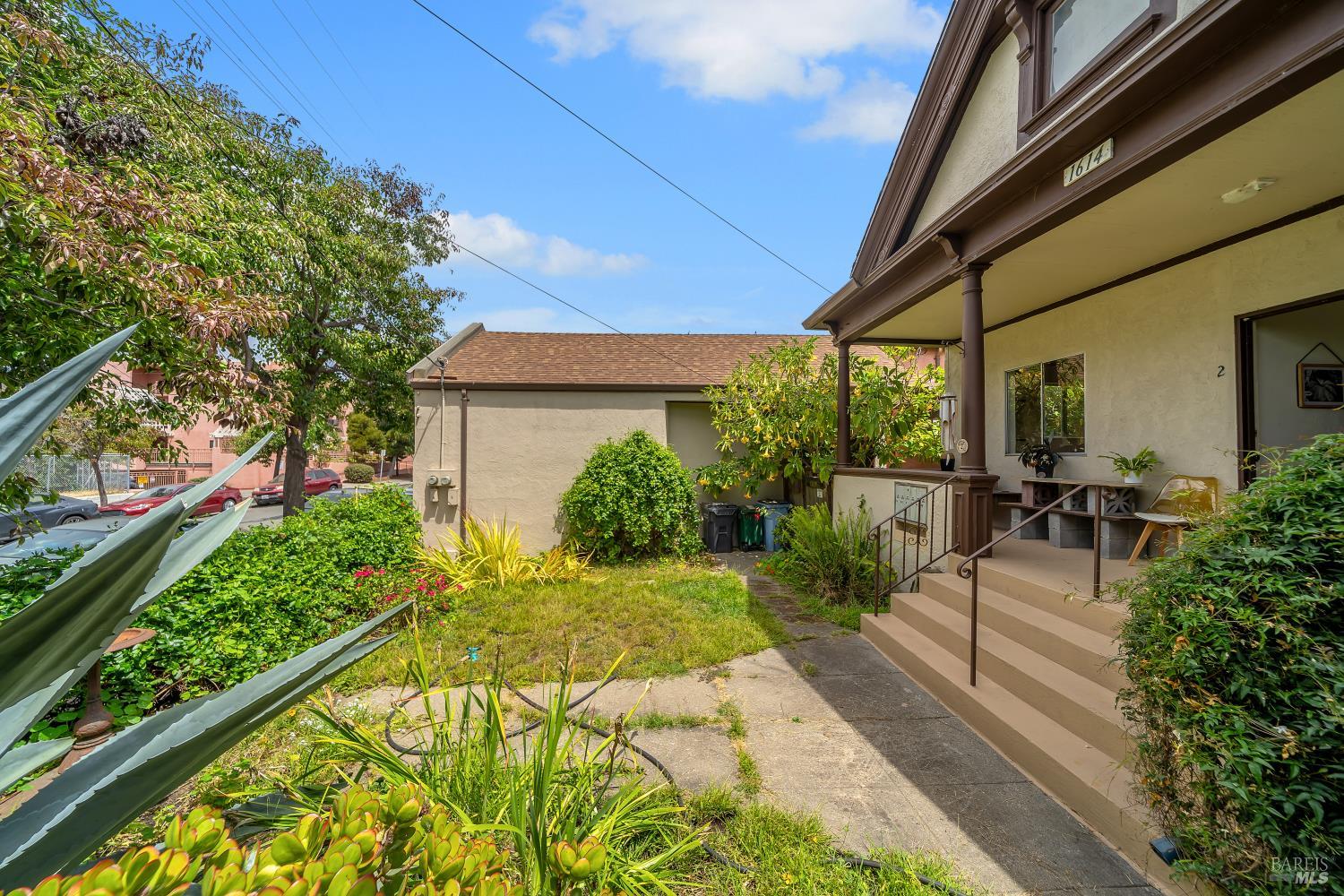1614 Russell Street Berkeley CA 94703