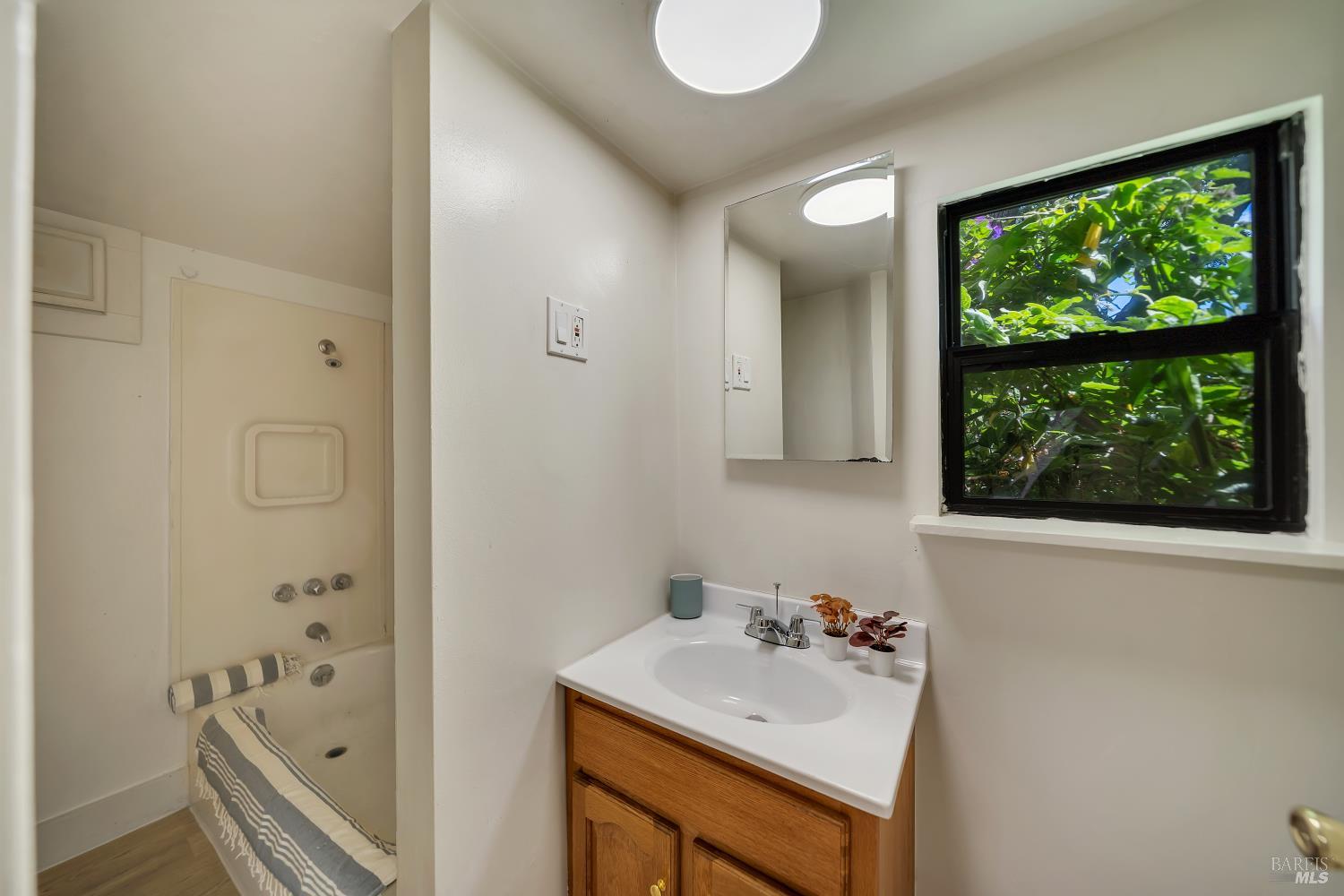 1614 Russell Street Berkeley CA 94703