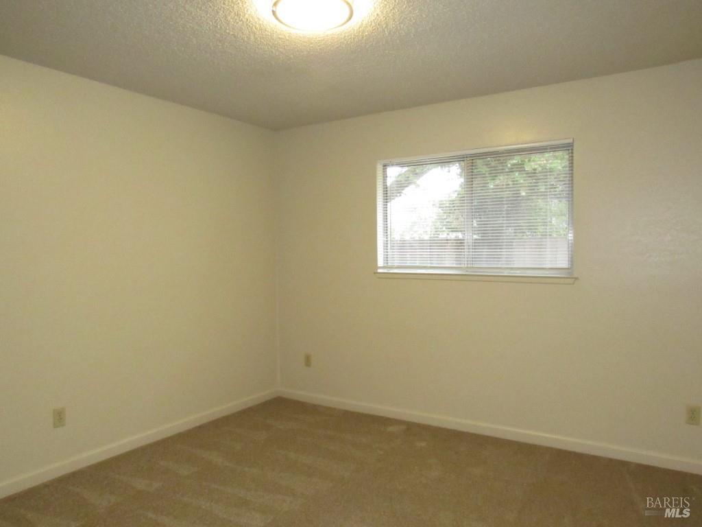 344-340 El Rio Court Ukiah CA 95482