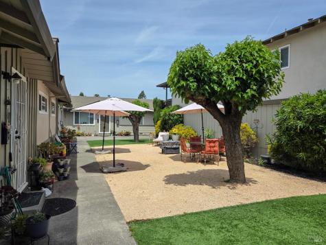 4015 Hoen Avenue Santa Rosa CA 95405
