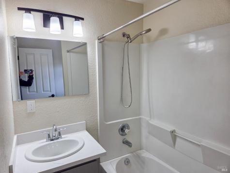 4015 Hoen Avenue Santa Rosa CA 95405