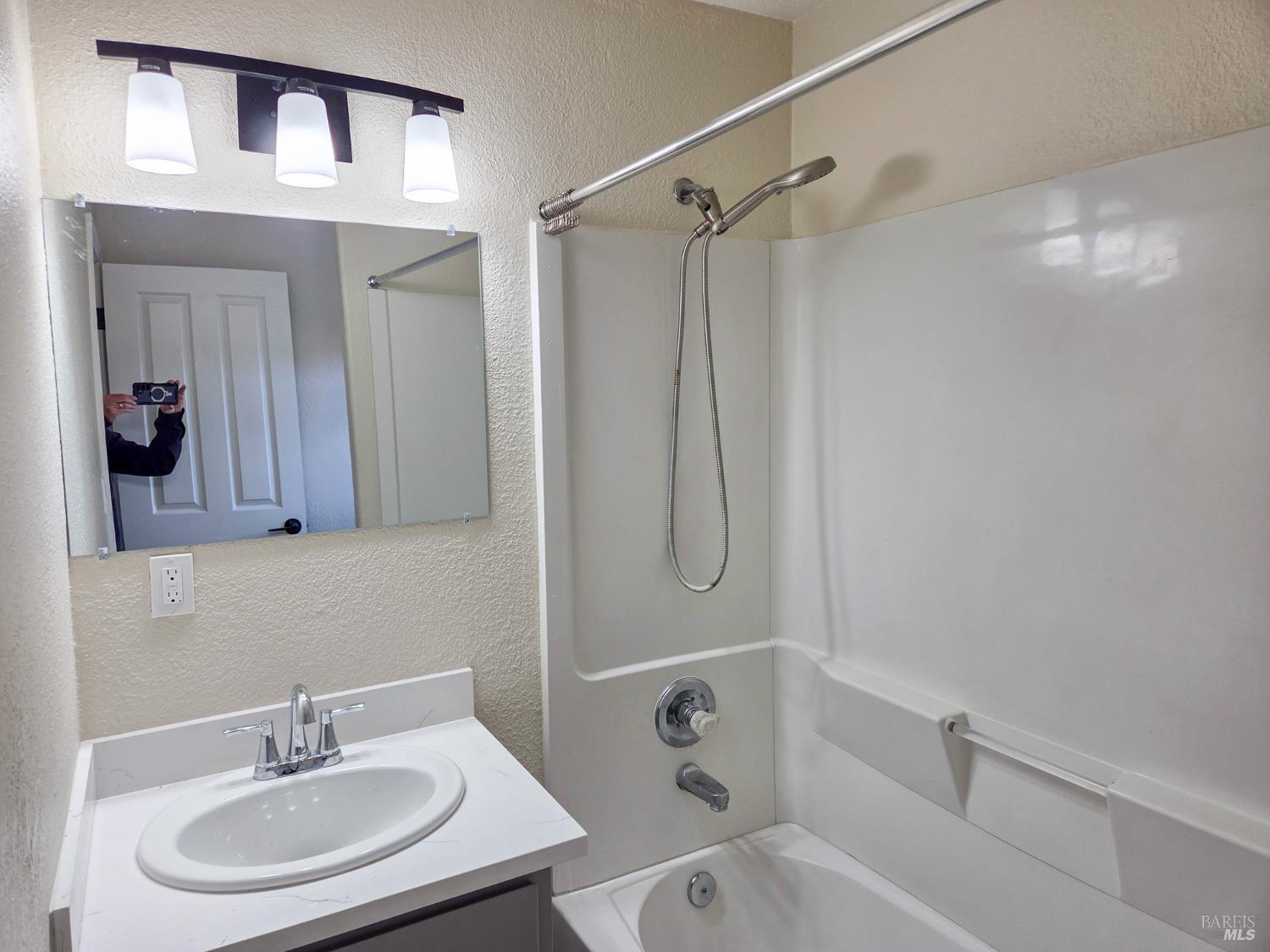 4015 Hoen Avenue Santa Rosa CA 95405
