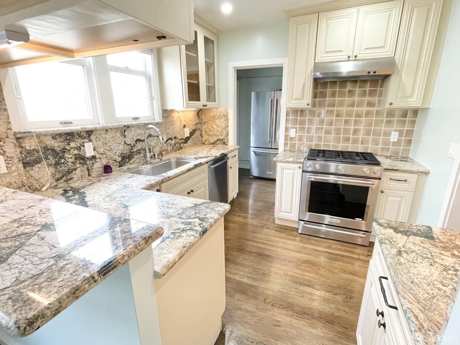 3122-3124 Pierce Street San Francisco CA 94123