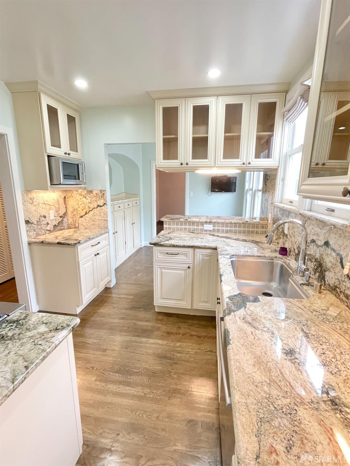 3122-3124 Pierce Street San Francisco CA 94123
