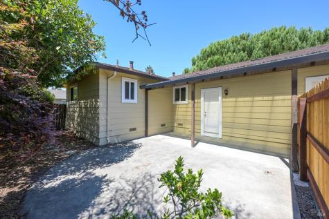 1642-1644 Jennings Avenue Santa Rosa CA 95401