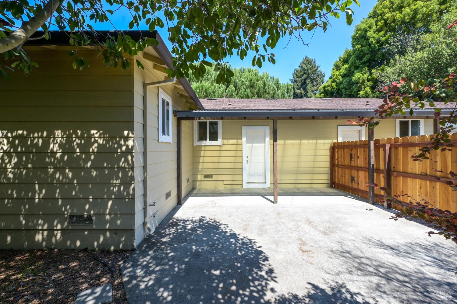 1642-1644 Jennings Avenue Santa Rosa CA 95401