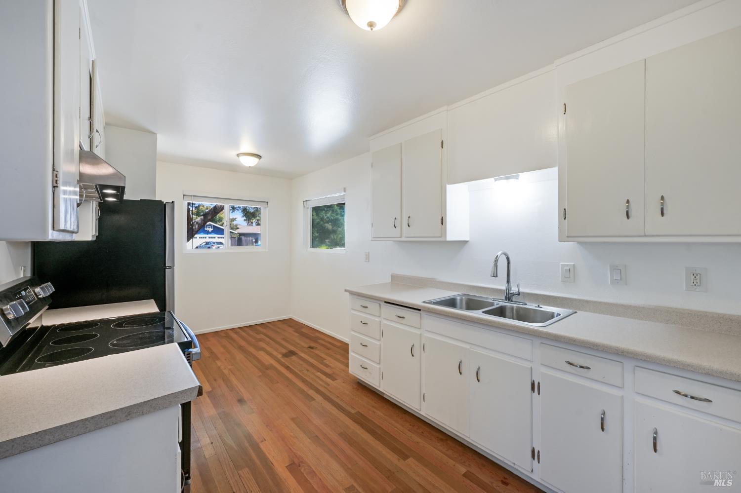 1642-1644 Jennings Avenue Santa Rosa CA 95401