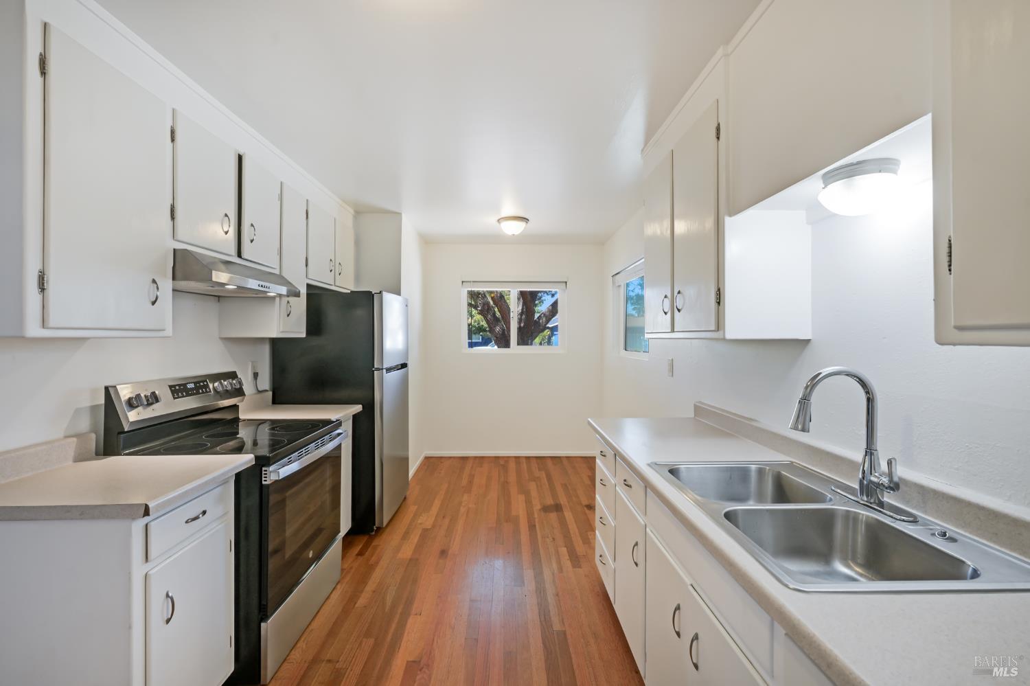 1642-1644 Jennings Avenue Santa Rosa CA 95401