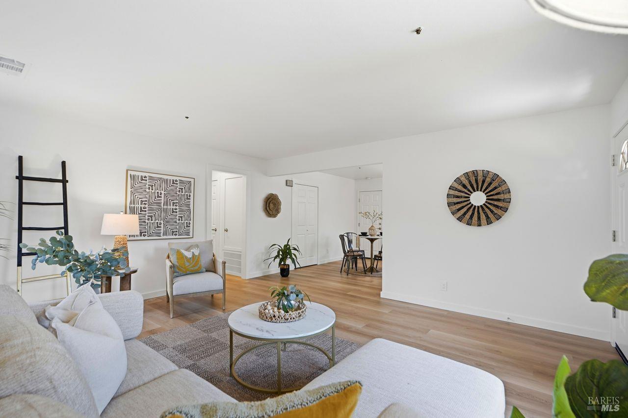 509 Fitch Street Healdsburg CA 95448