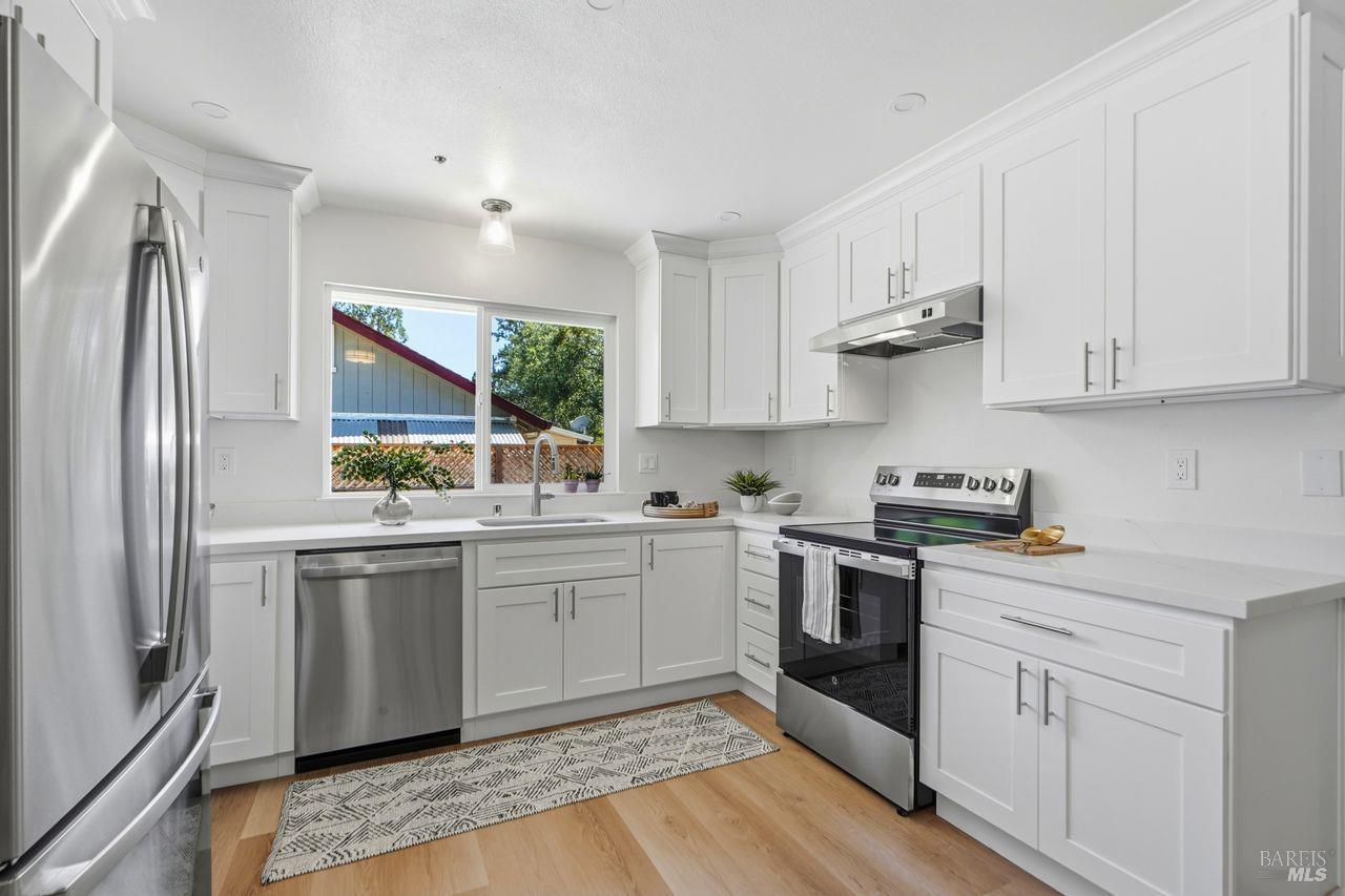509 Fitch Street Healdsburg CA 95448