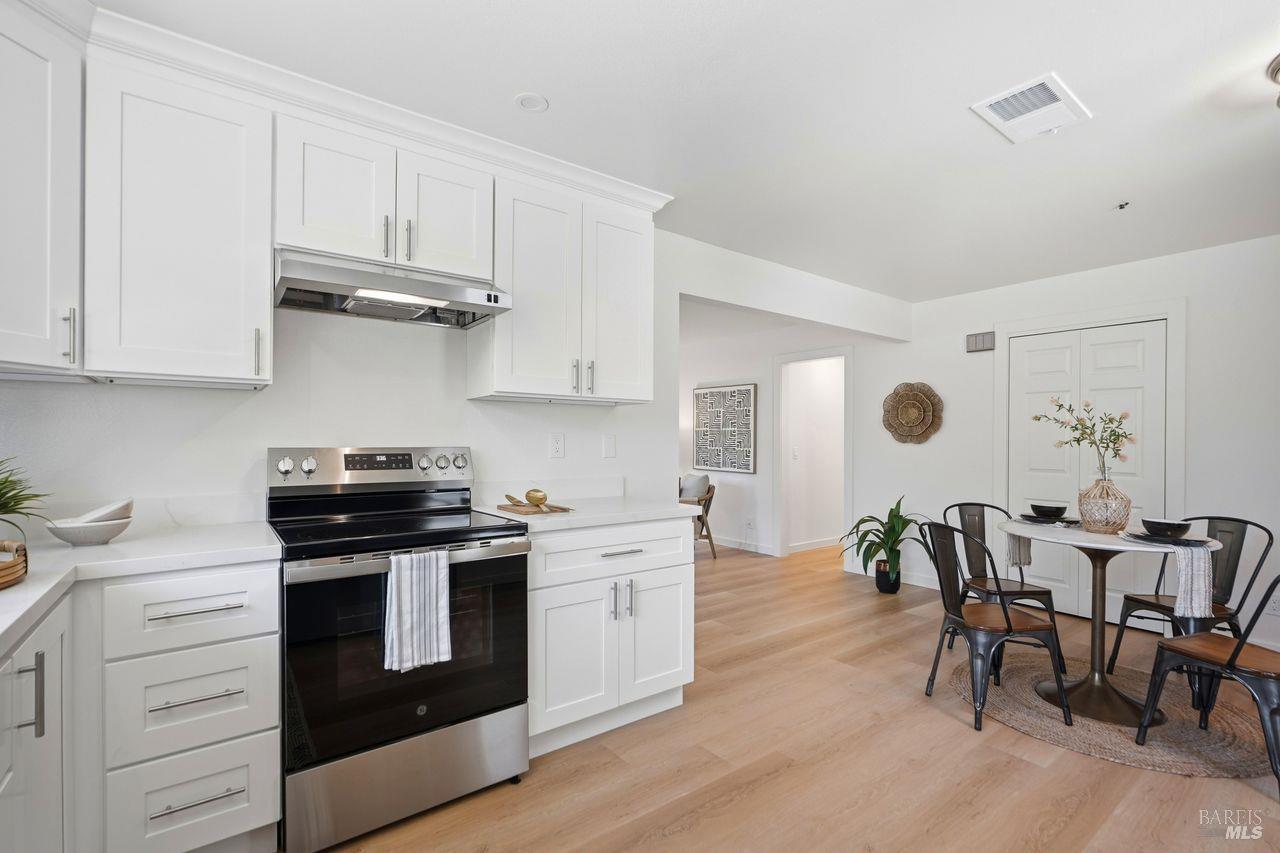 509 Fitch Street Healdsburg CA 95448