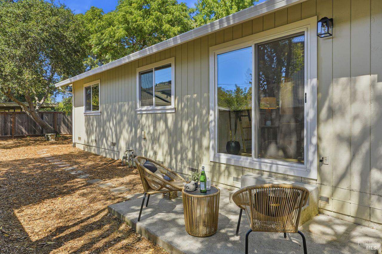 509 Fitch Street Healdsburg CA 95448