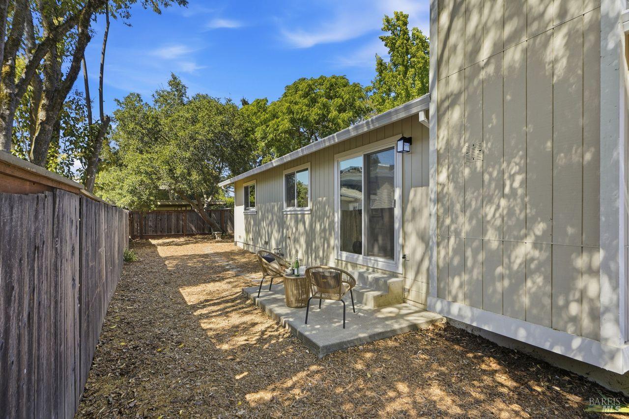 509 Fitch Street Healdsburg CA 95448