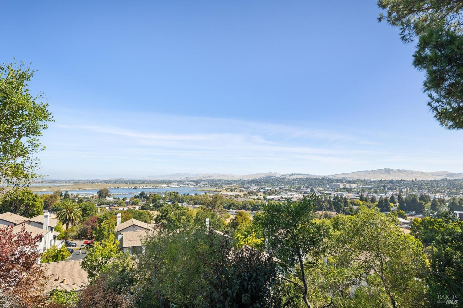 80 Frey Place Vallejo CA 94590