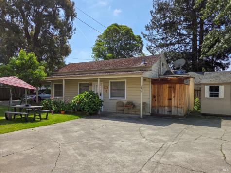150-152 W 8th Street Santa Rosa CA 95401