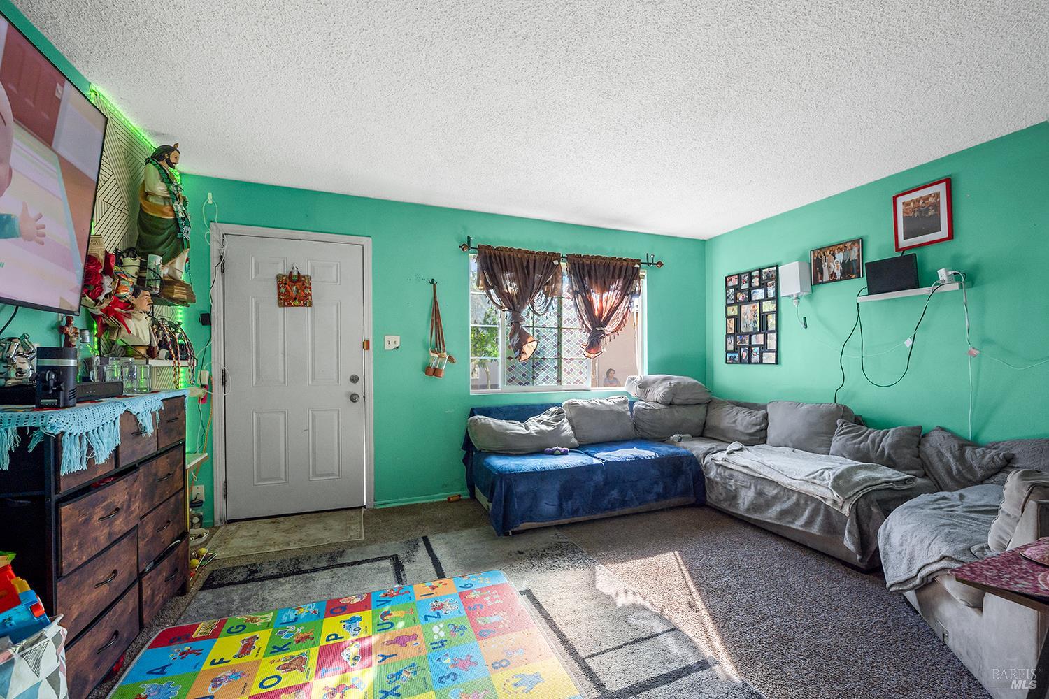 2549-2553 Corby Avenue Santa Rosa CA 95407