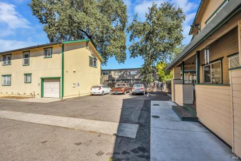 1404 Slater Street Santa Rosa CA 95404