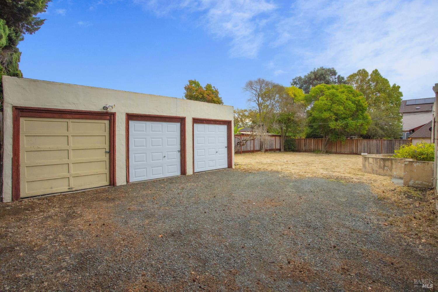 1044 Tuolumne Street Vallejo CA 94590