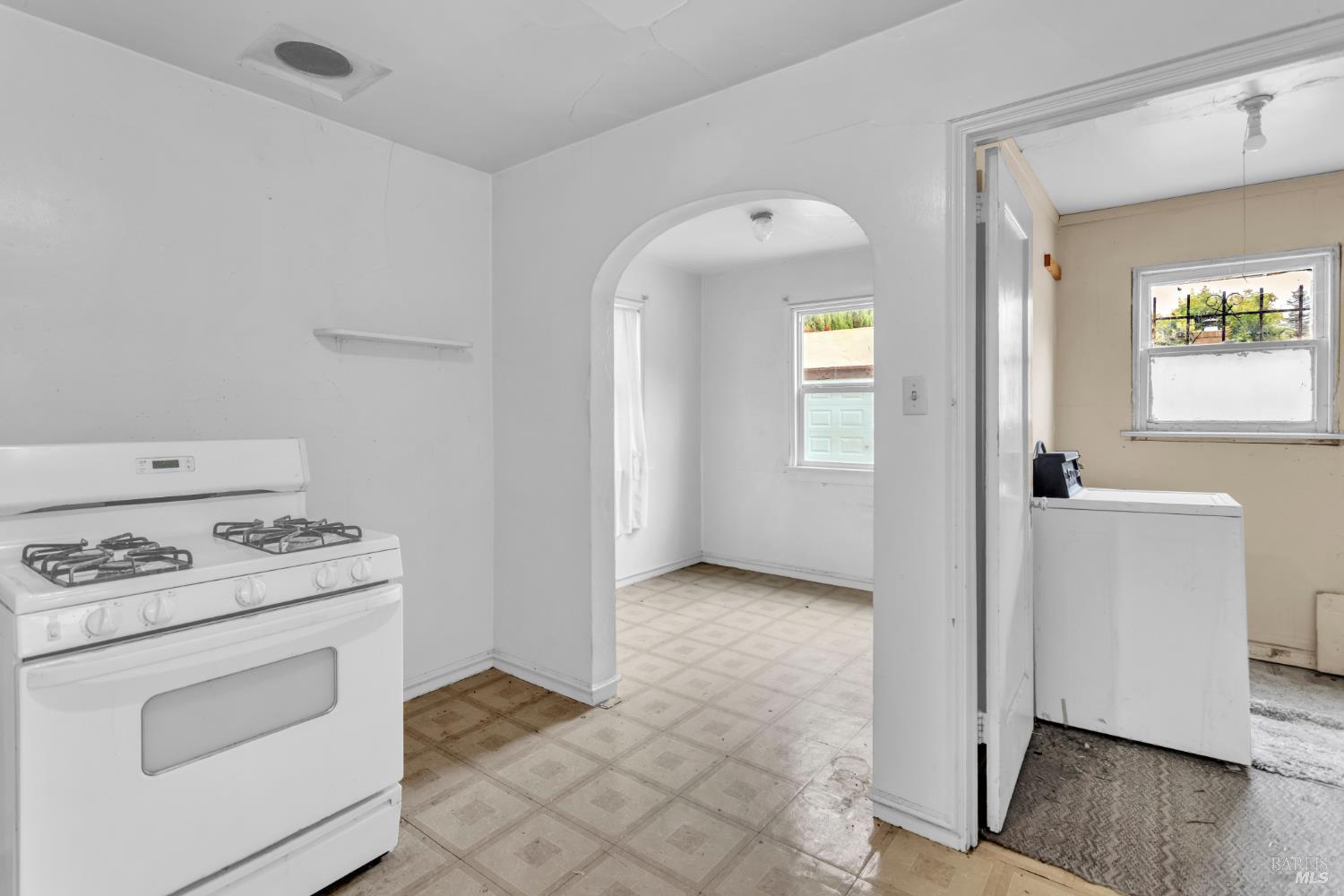 1044 Tuolumne Street Vallejo CA 94590