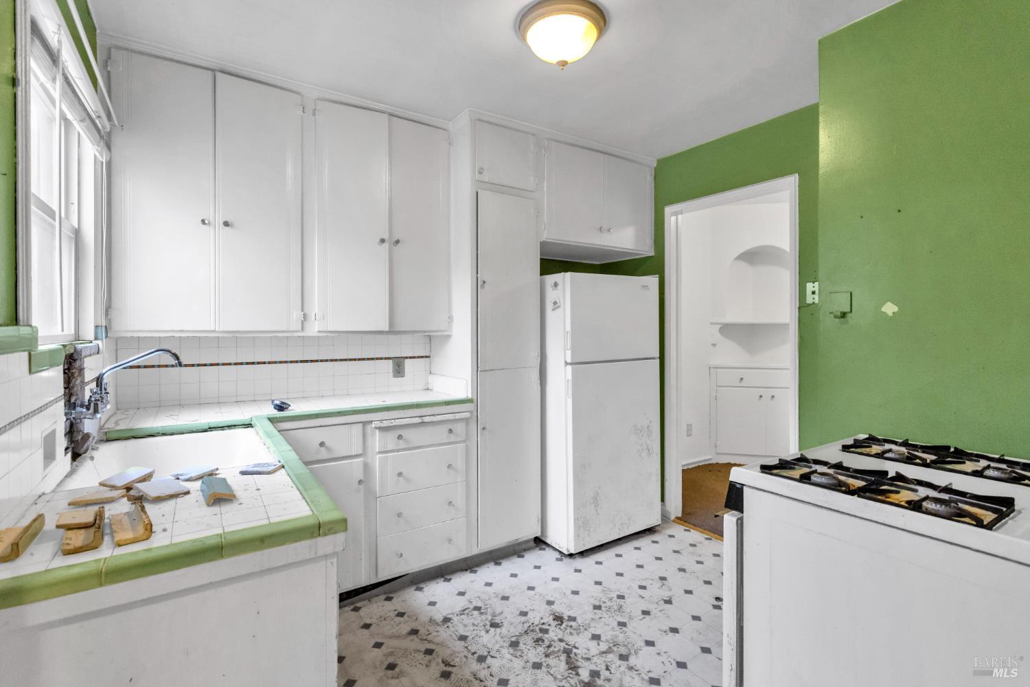 1044 Tuolumne Street Vallejo CA 94590
