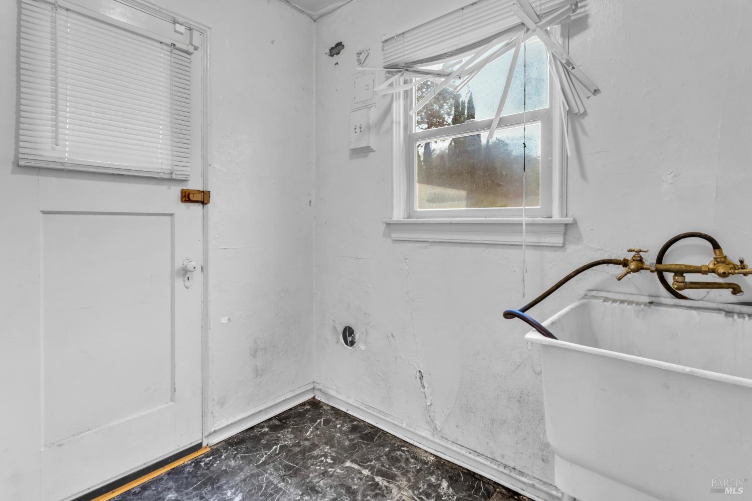1044 Tuolumne Street Vallejo CA 94590