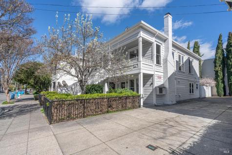 418 Humboldt Street Santa Rosa CA 95404