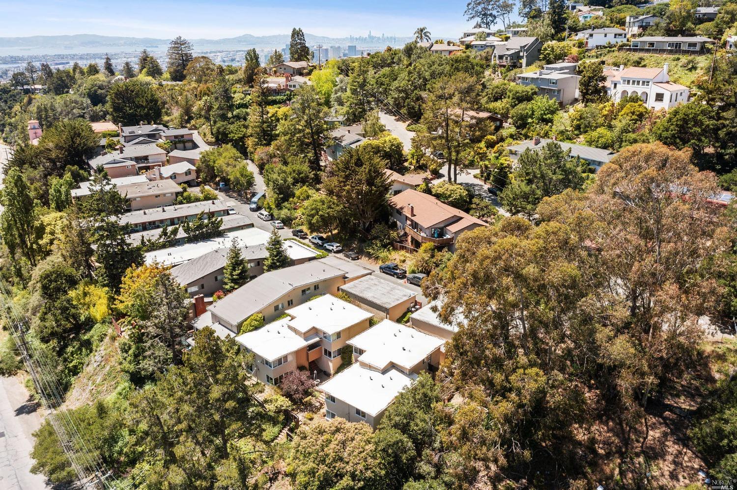 343 Somerset Road Oakland CA 94611
