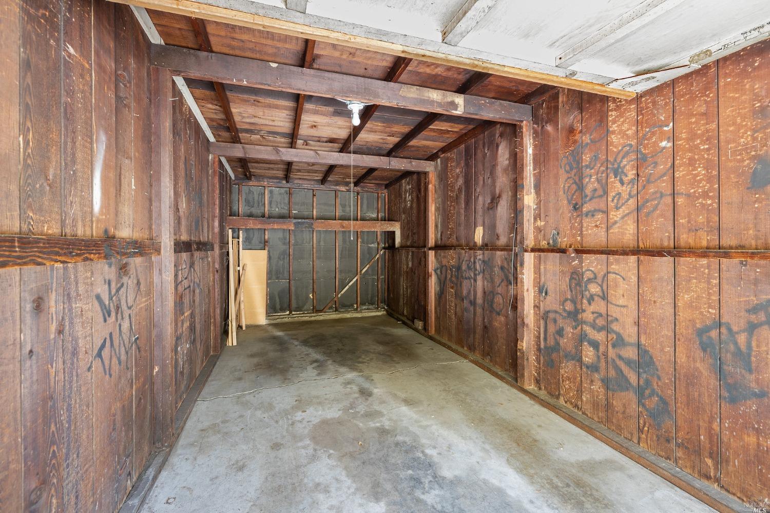 343 Somerset Road Oakland CA 94611
