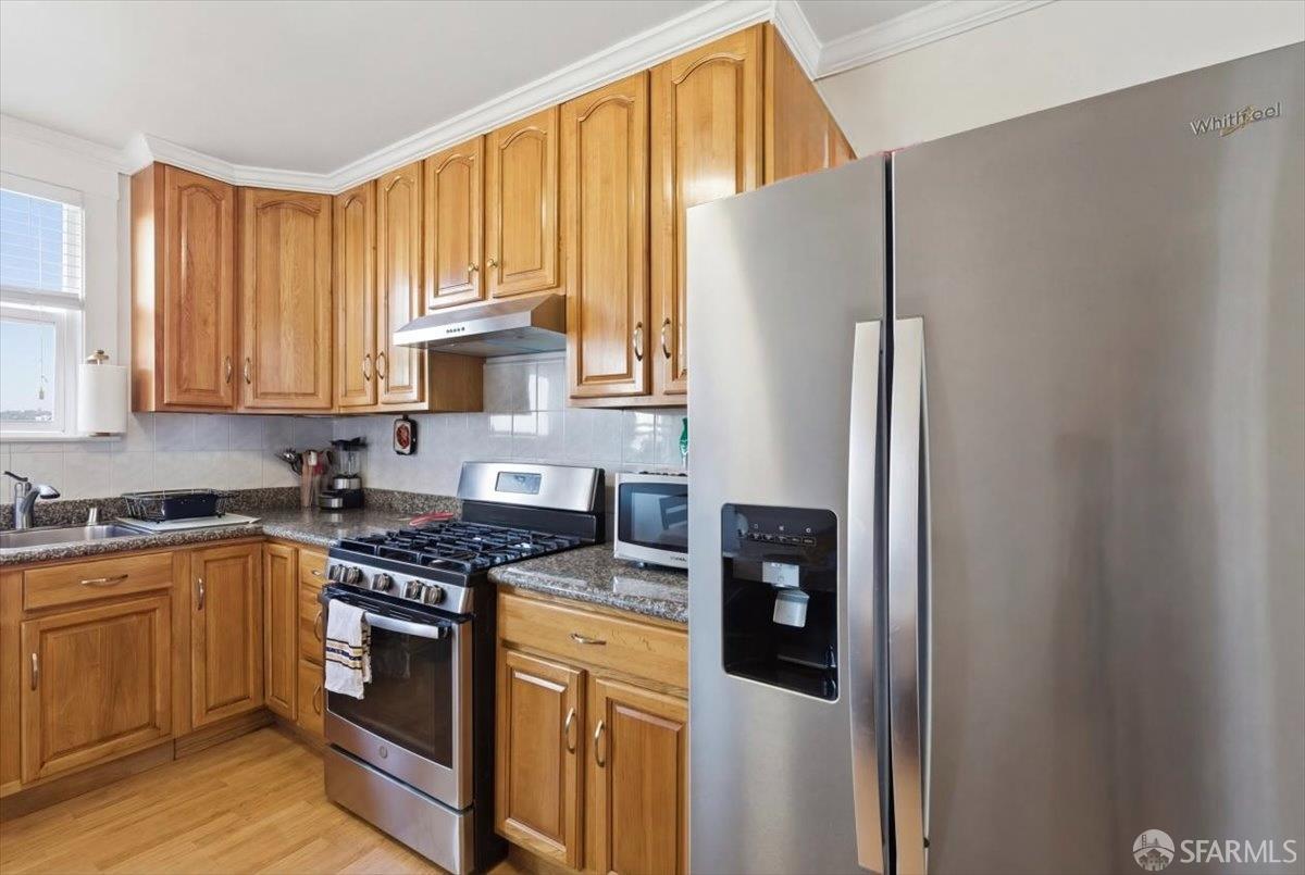 424 Bellevue Avenue Daly City CA 94014