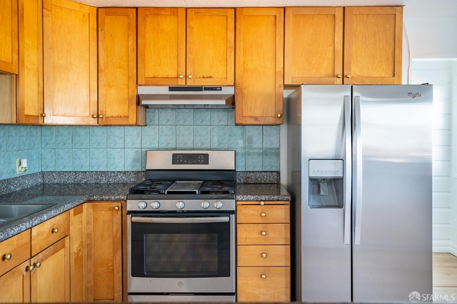 424 Bellevue Avenue Daly City CA 94014