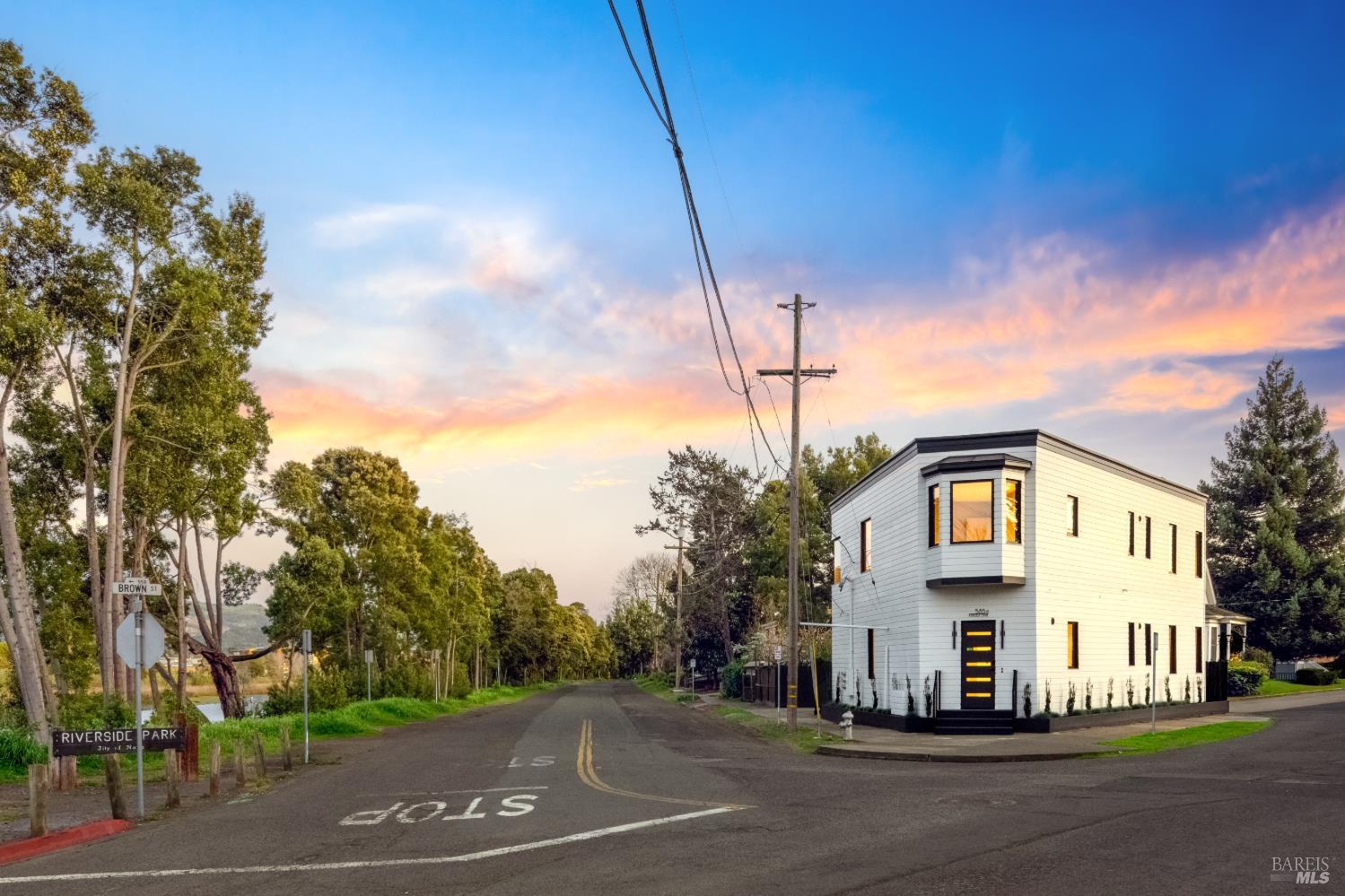 585 Riverside Drive Napa CA 94559