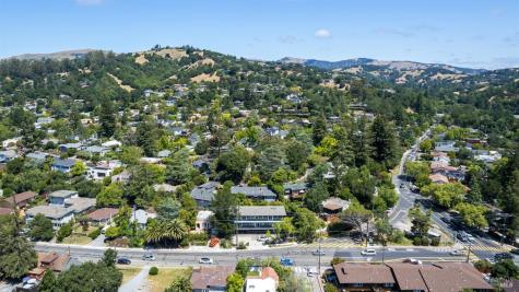 1562 Sir Francis Drake Boulevard San Anselmo CA 94960