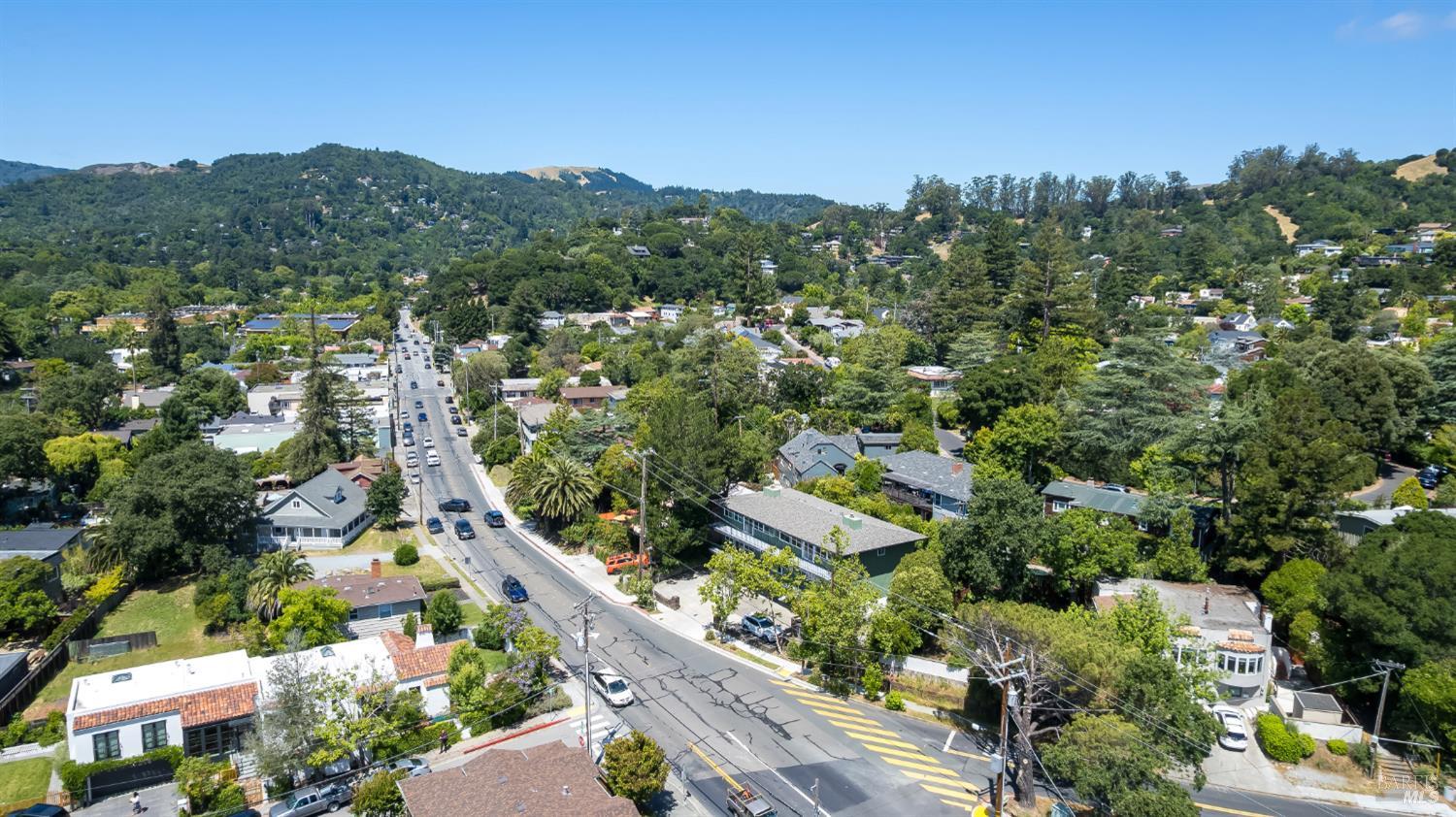 1562 Sir Francis Drake Boulevard San Anselmo CA 94960
