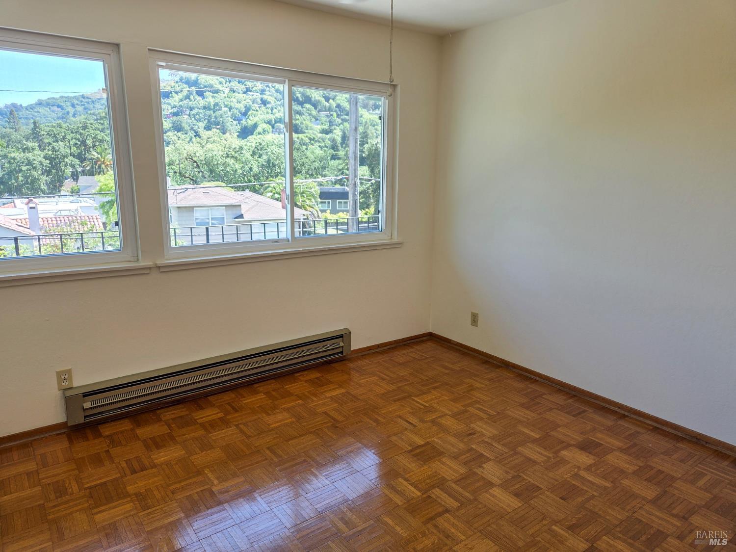 1562 Sir Francis Drake Boulevard San Anselmo CA 94960