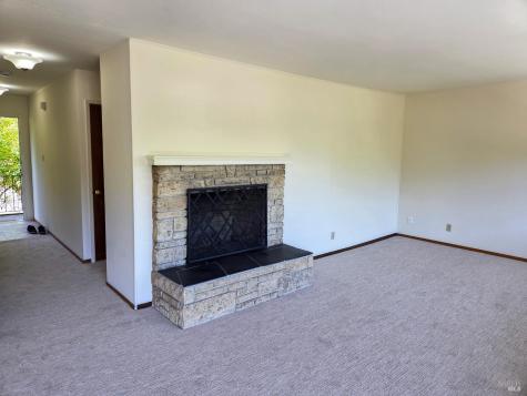 1562 Sir Francis Drake Boulevard San Anselmo CA 94960
