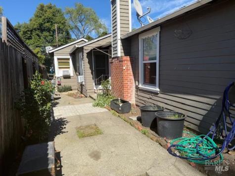 618 Benton Street Santa Rosa CA 95404