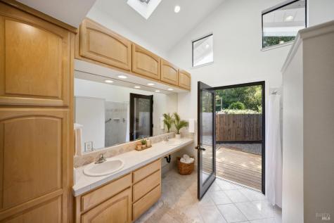 14 Angelica Court Novato CA 94947