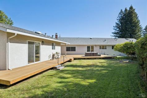 14 Angelica Court Novato CA 94947