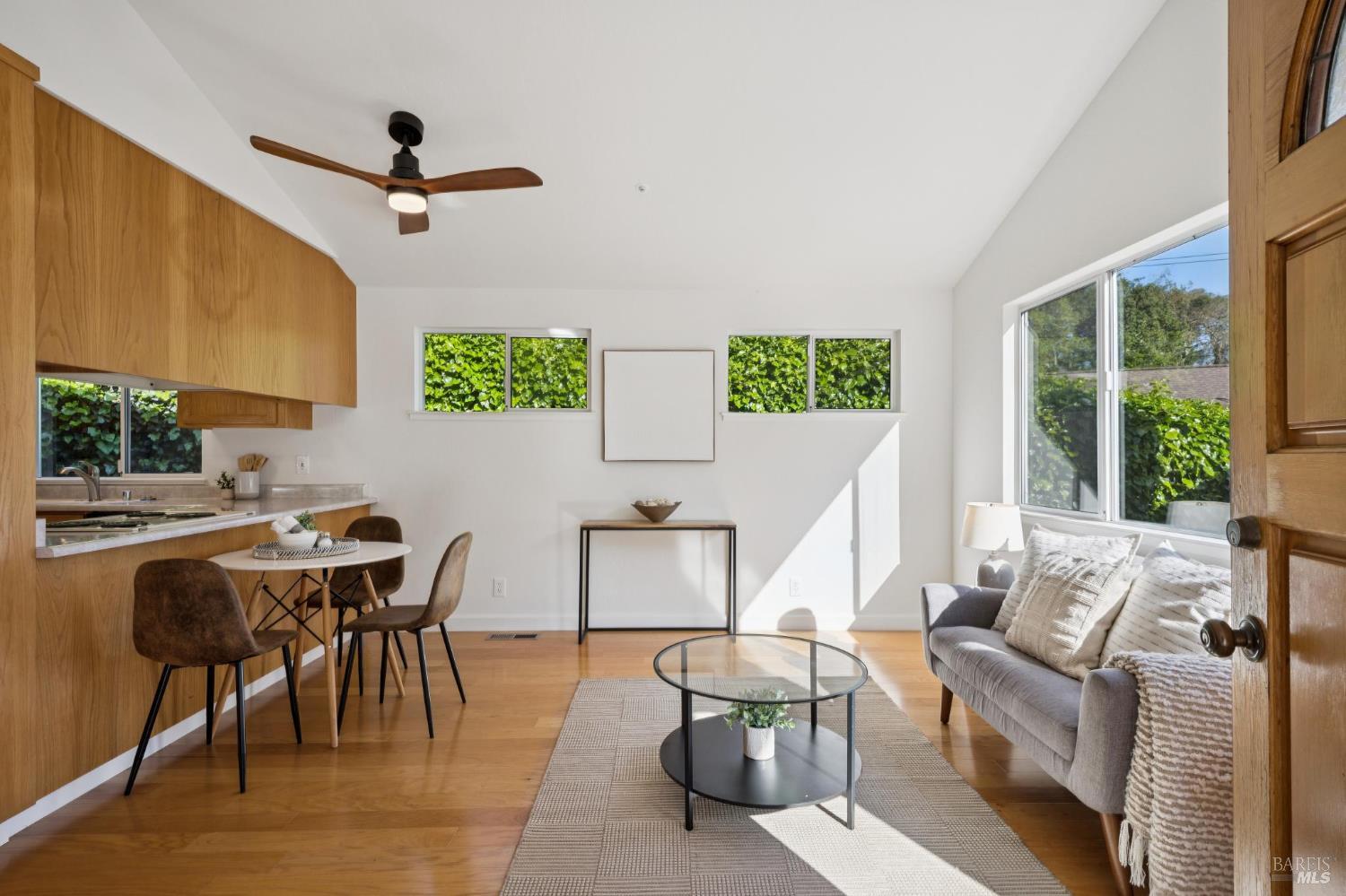 14 Angelica Court Novato CA 94947