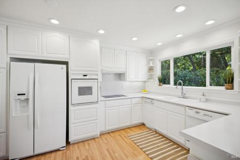 14 Angelica Court Novato CA 94947