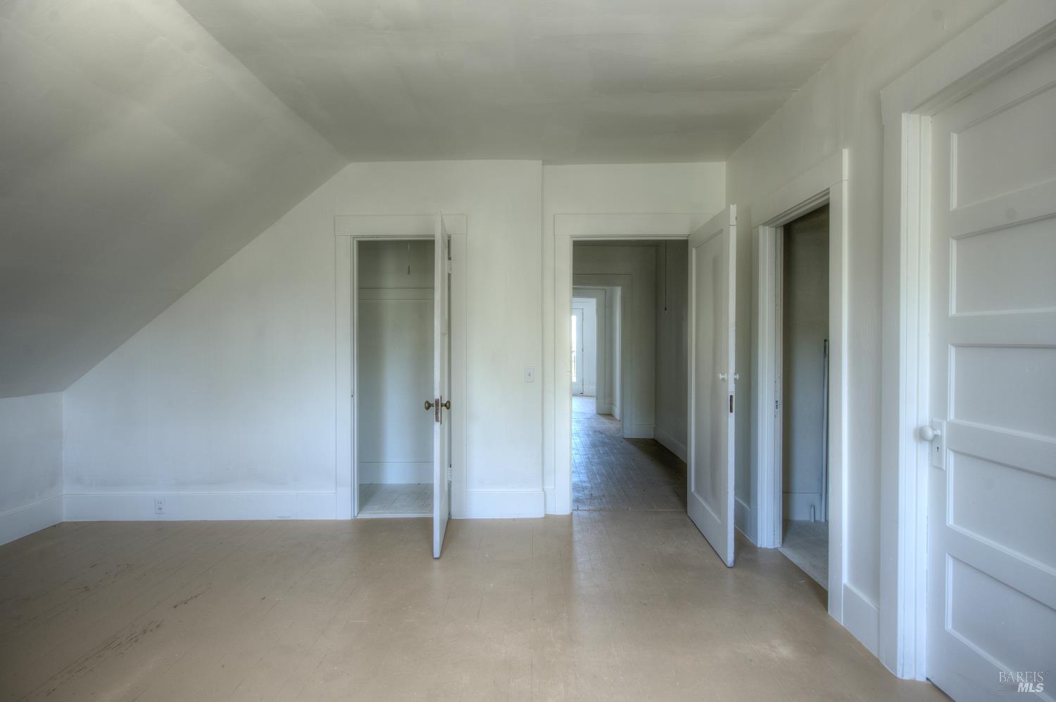 19550 8th Street E Sonoma CA 95476