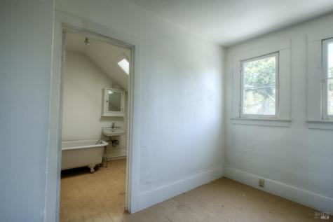 19550 8th Street E Sonoma CA 95476