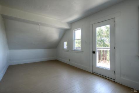 19550 8th Street E Sonoma CA 95476