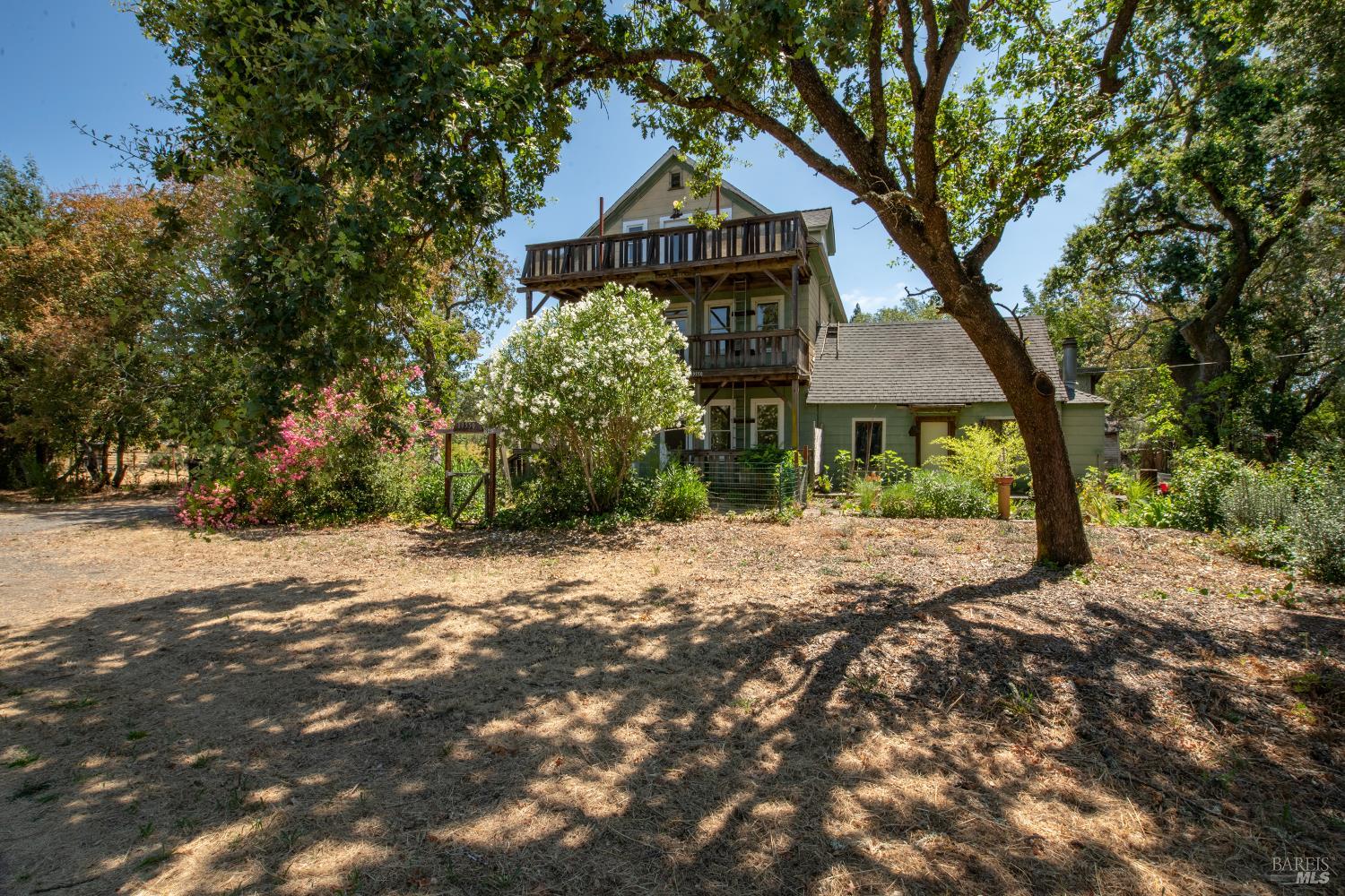 19550 8th Street E Sonoma CA 95476