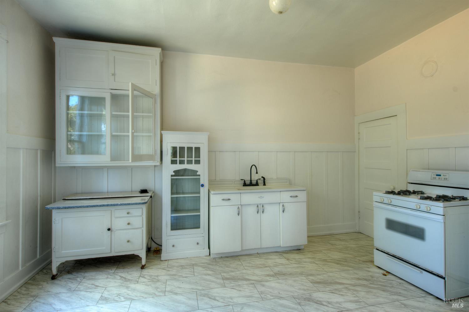 19550 8th Street E Sonoma CA 95476