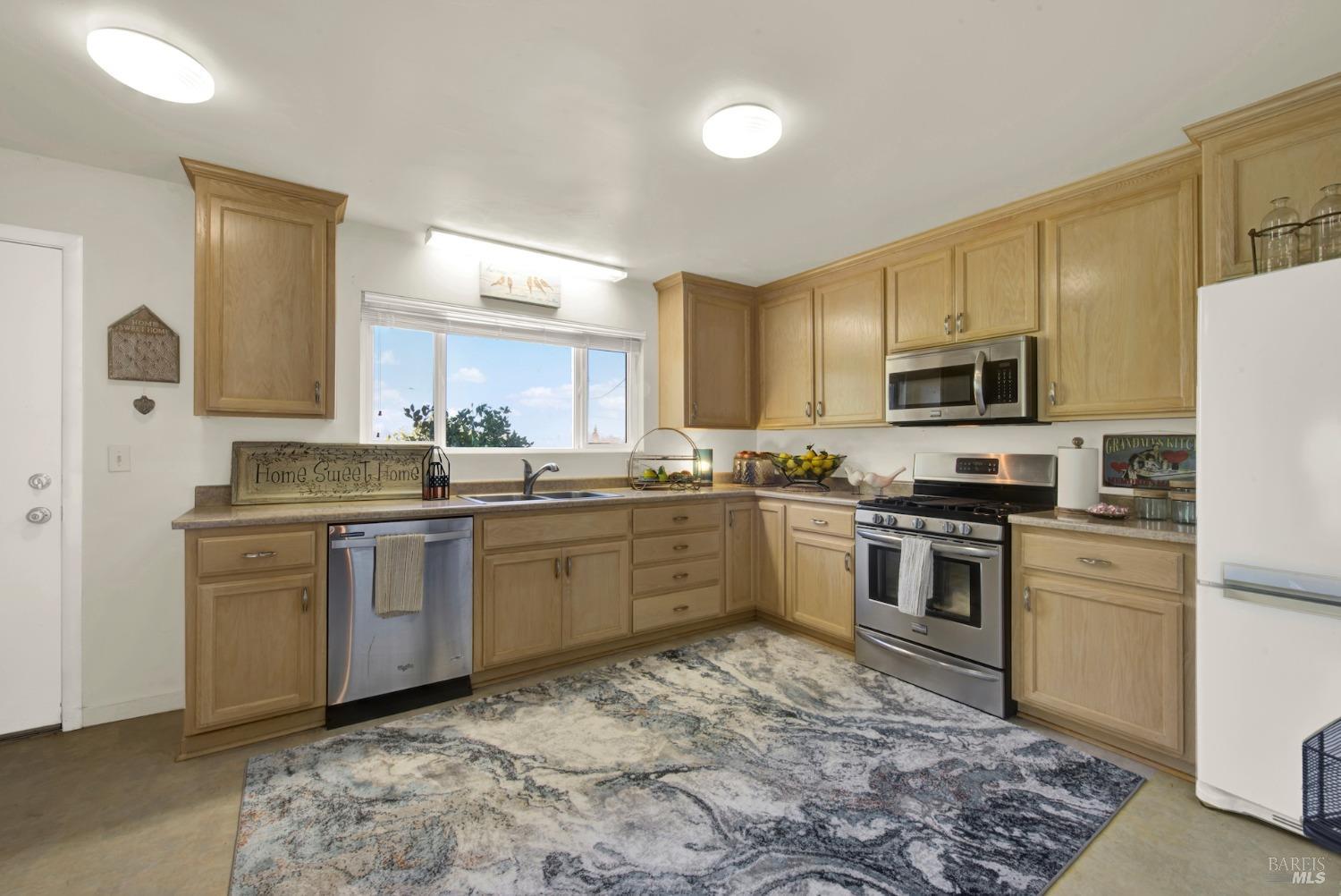 8560 Holmes Lane Winters CA 95694